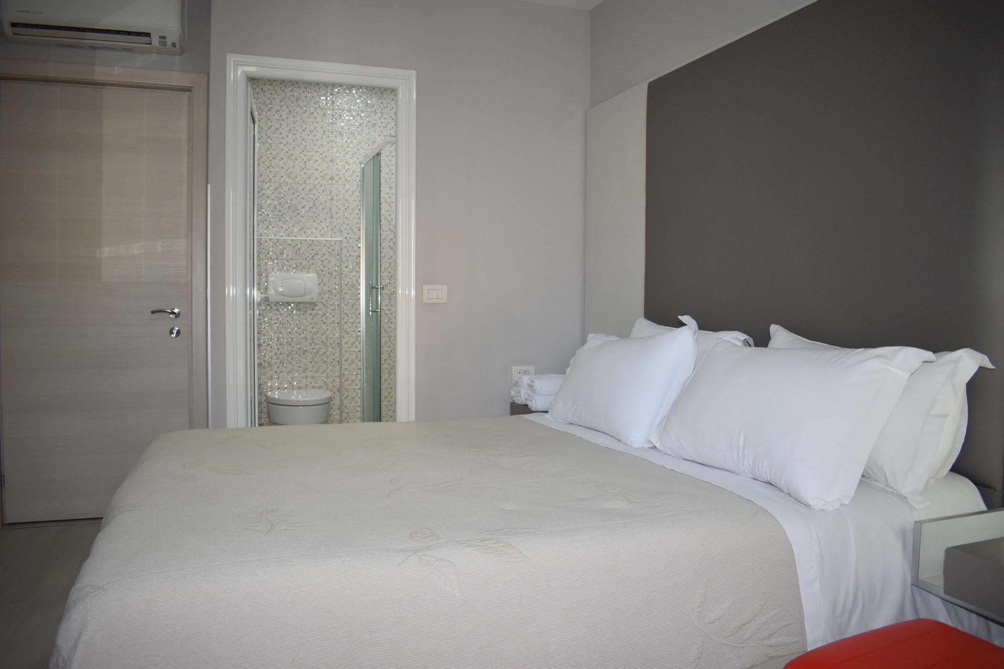 Hotel Freddy'S Hotel Tirana