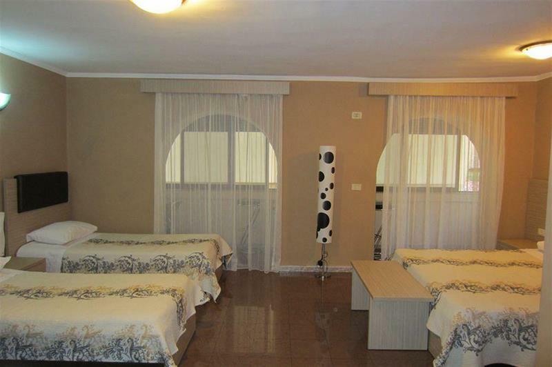 Freddy'S Hotel Tirana